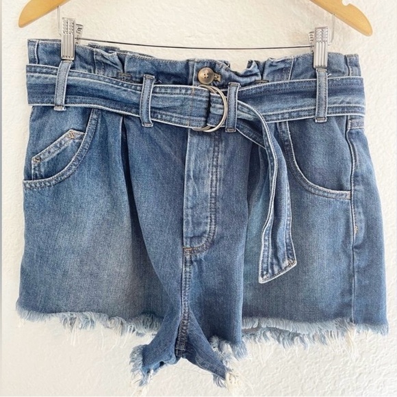 We The Free Denim Belted Jean Shorts - Picture 7 of 9
